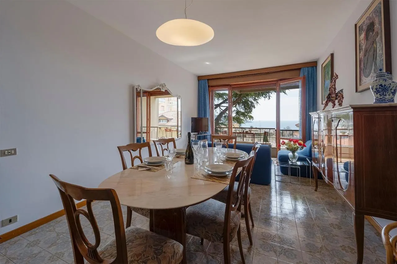 Condominium Flora Vintage Apartment Sanremo