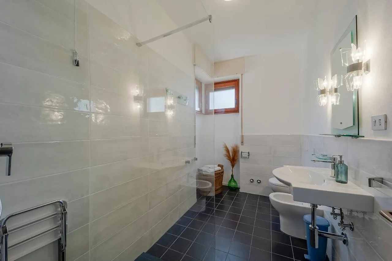 Condominium Flora Vintage Apartment Sanremo